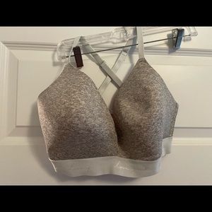 Gray 38DD PINK Victoria Secret T-shirt bra